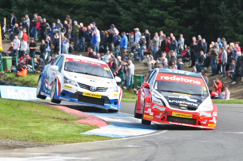 BTCC_races_Knockhill_August_26th_2012 (39).jpg